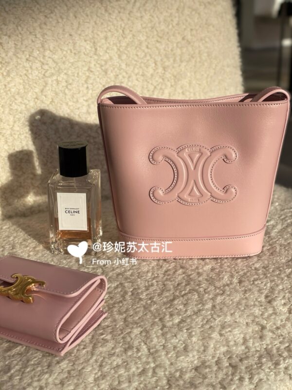 celine besace triumph  authentic quality bag 2025