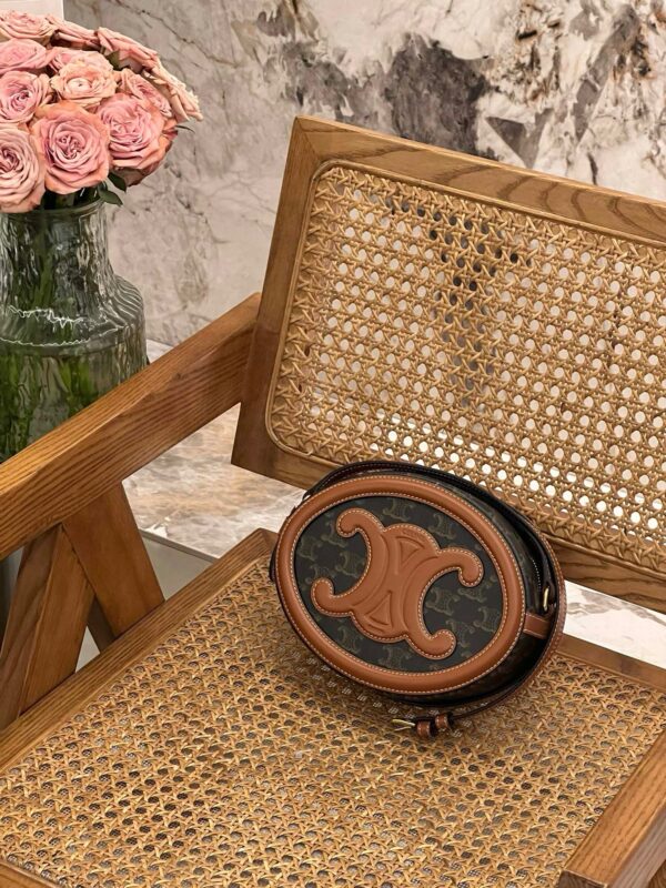 celine besace triumph  authentic quality bag 2025