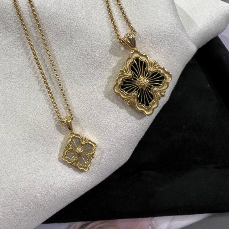 Pendenti Buccellati necklace