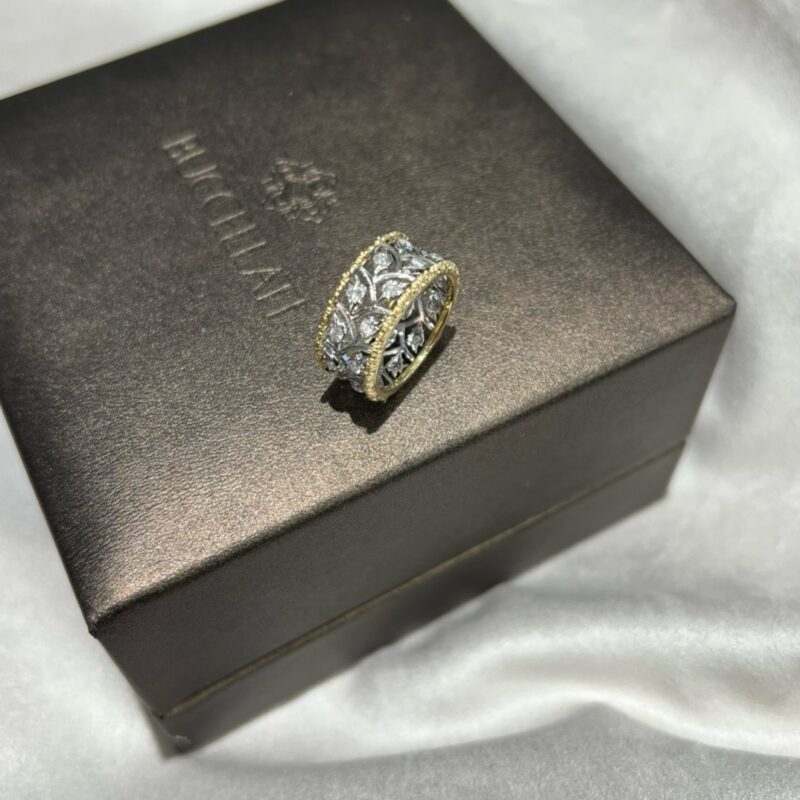 Buccellati ring