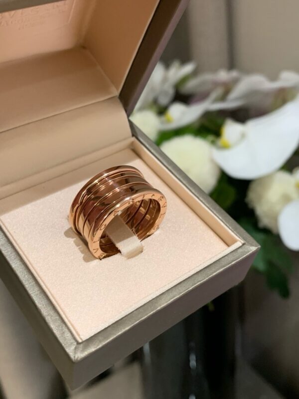 Bvlgari ring
