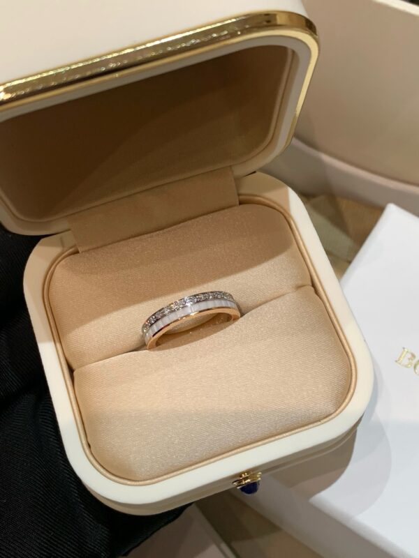 Boucheron ring