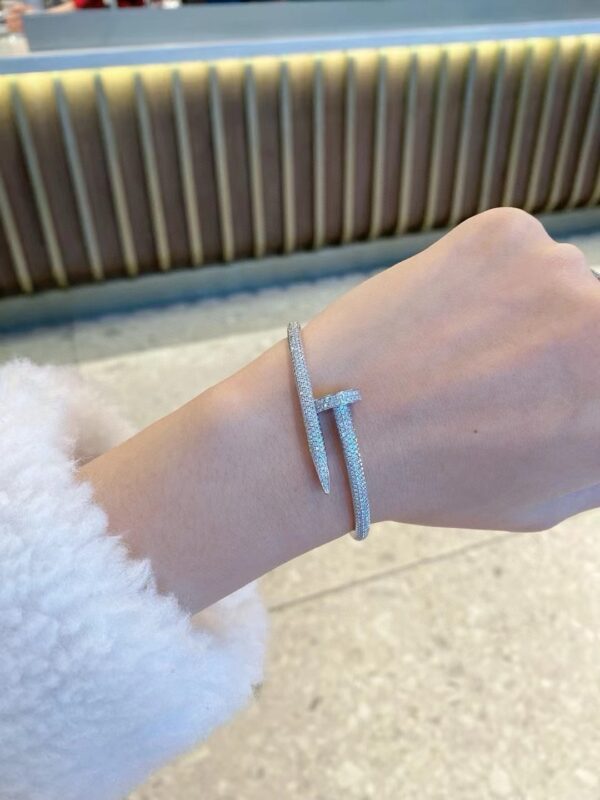 Cartier Juste un Clou bracelet