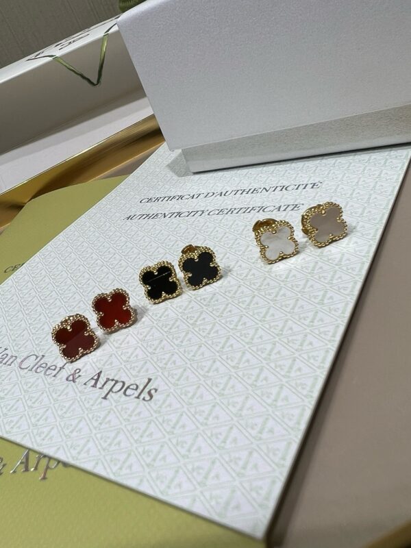 Van Cleef earrings