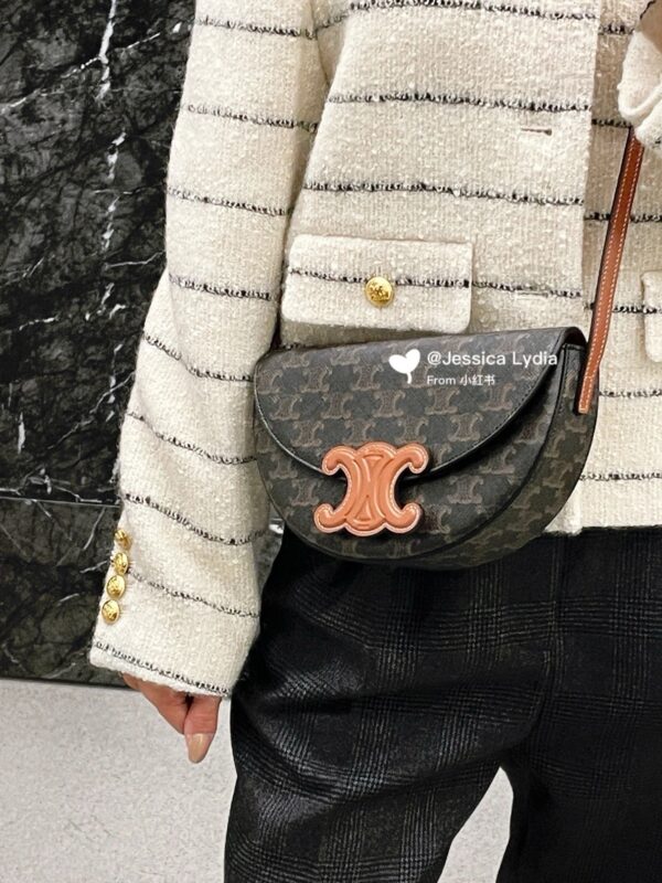 Celine Basace Triomphe