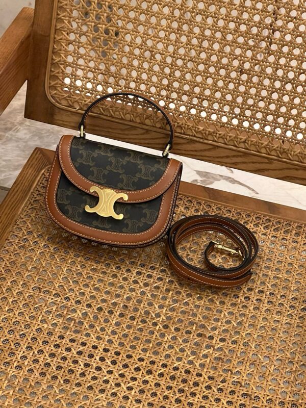 Celine Besace Triomphe