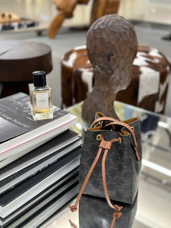 celine besace triumph  authentic quality bag 2025