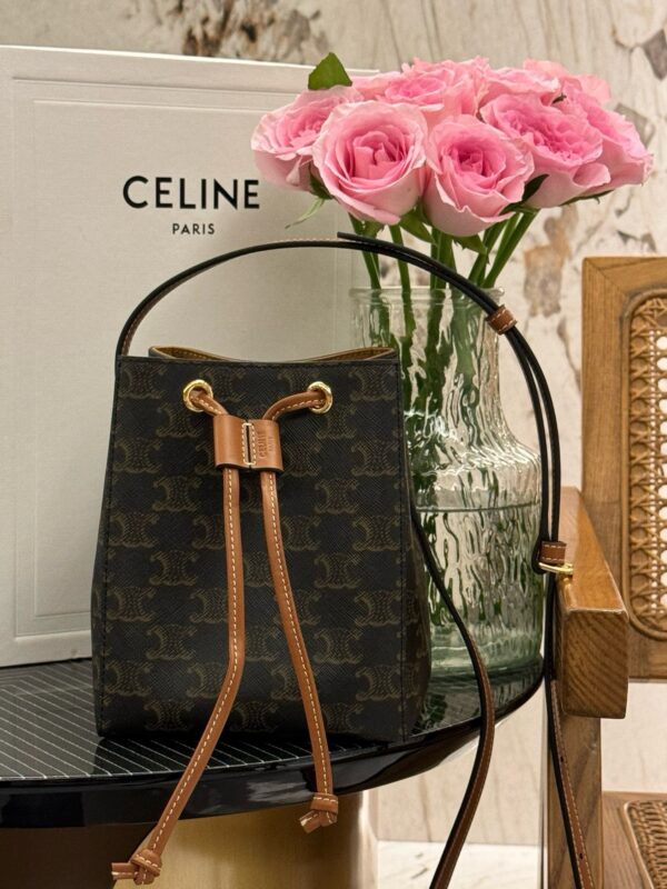 celine besace triumph  authentic quality bag 2025