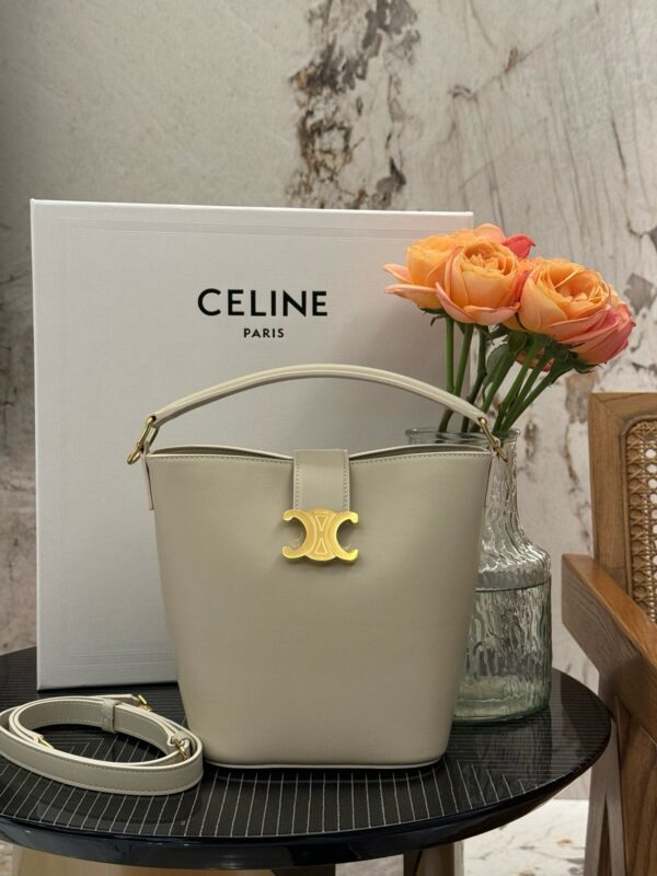 celine besace triumph  authentic quality bag 2025