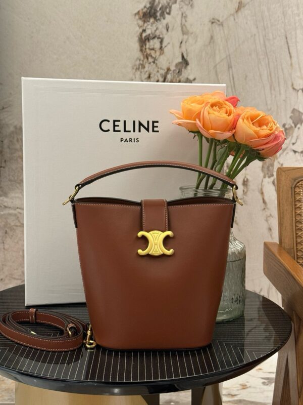 celine besace triumph  authentic quality bag 2025