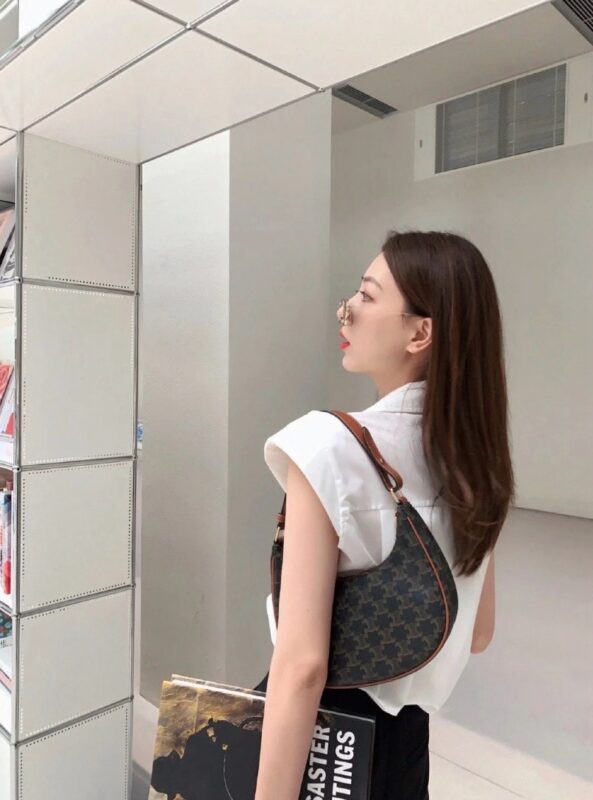 celine besace triumph  authentic quality bag 2025