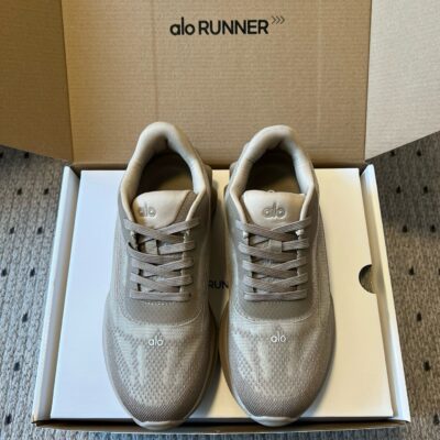 Alo Runner authentic quality sneakers 2025