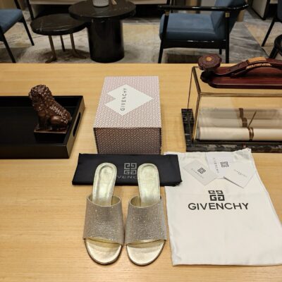 Givenchy authentic quality shoes 2025