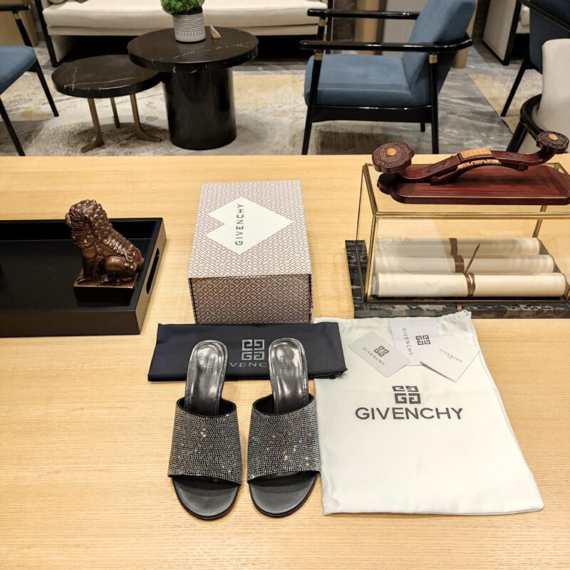 Givenchy authentic quality shoes 2025