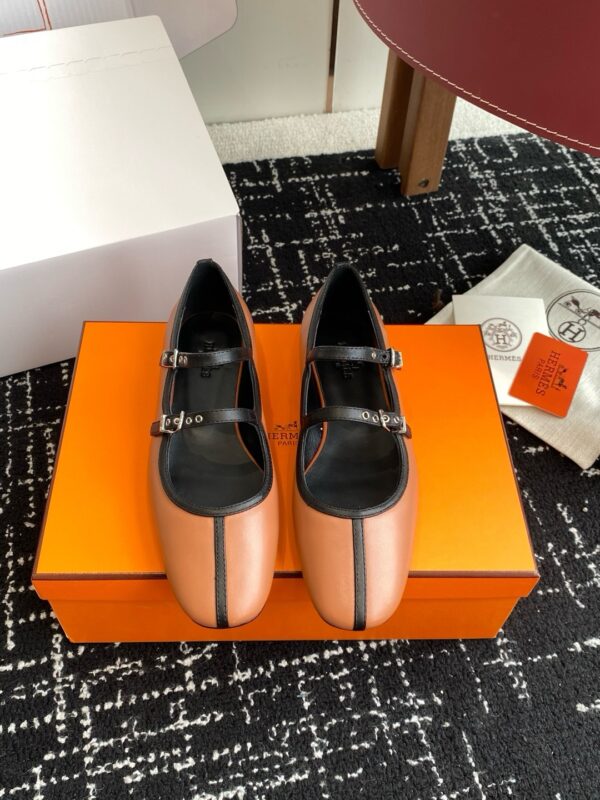 Hermes authentic quality shoes 2025
