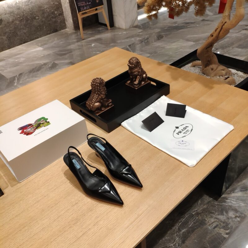 Prada authentic quality shoes 2025