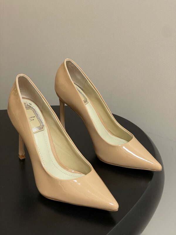 Christian Dior authentic quality shoes 2025