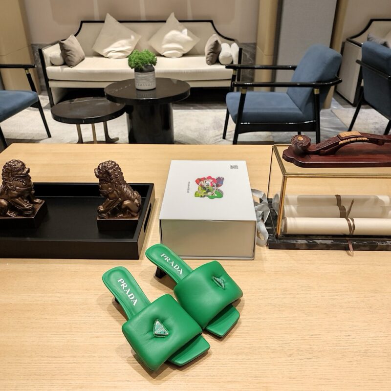 Prada authentic quality shoes 2025