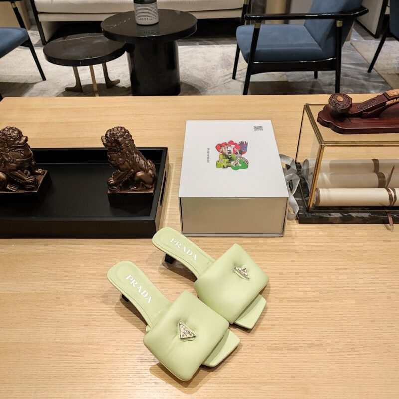 Prada authentic quality shoes 2025