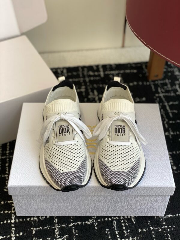 Christian Dior authentic quality sneakers 2025