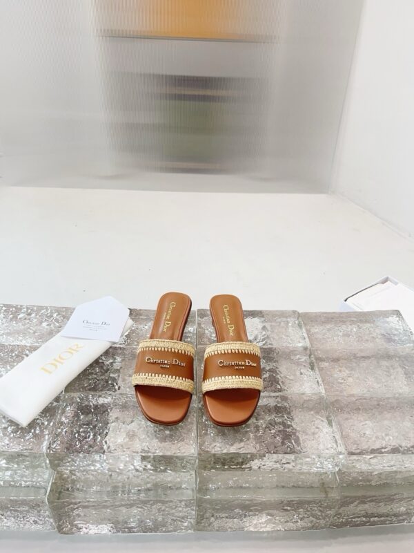 Christian Dior authentic quality shoes 2025