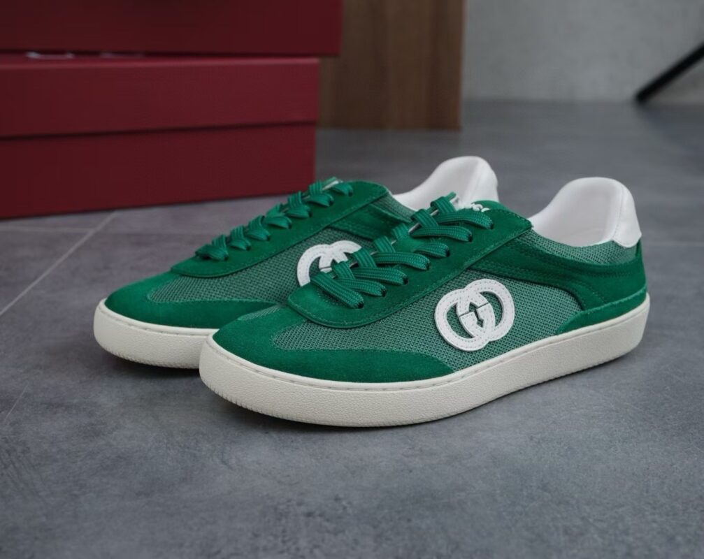 Gucci authentic quality sneakers 2025