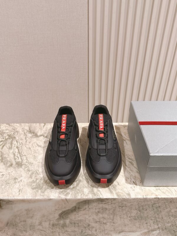 Prada authentic quality sneakers 2025