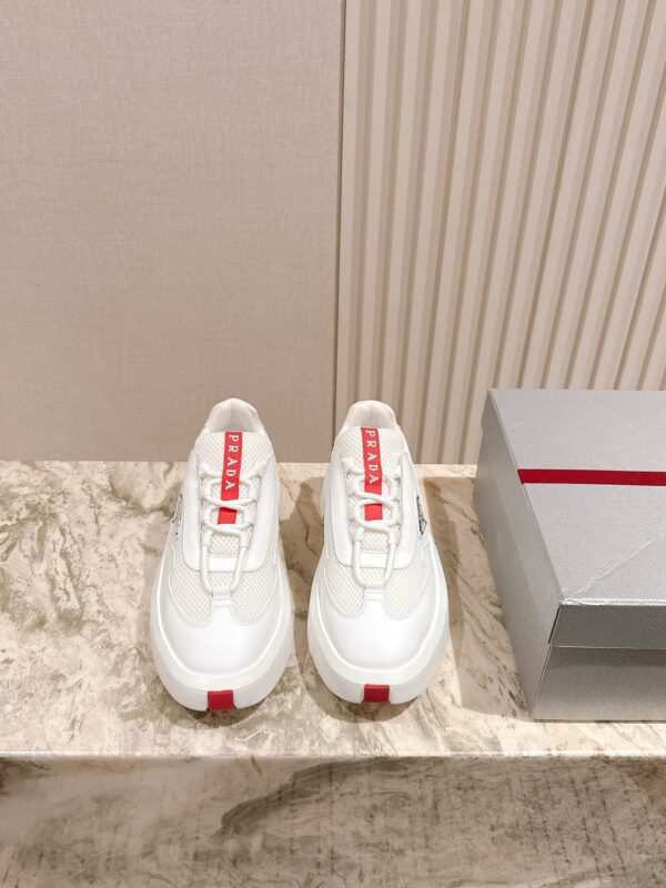 Prada authentic quality sneakers 2025