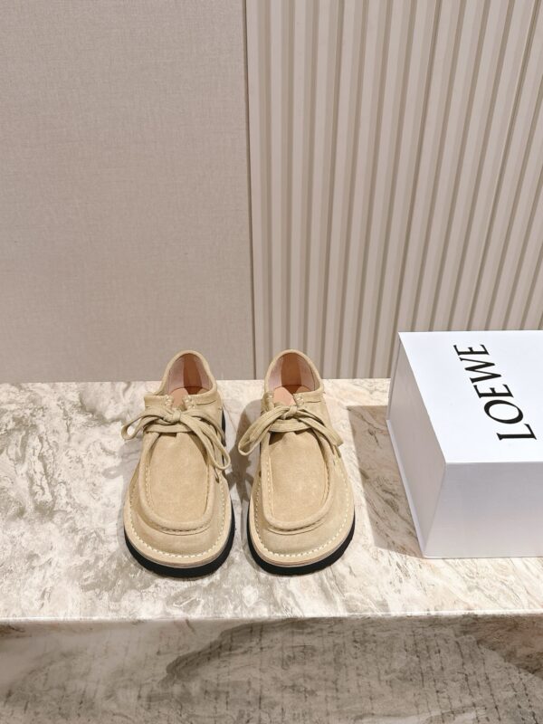 Loewe authentic quality shoes 2025