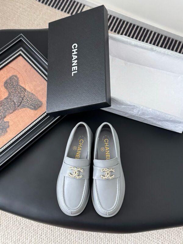 Chanel authentic quality shoes 2025
