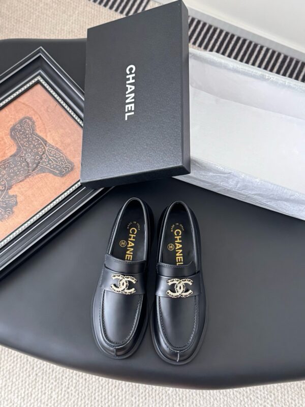 Chanel authentic quality shoes 2025