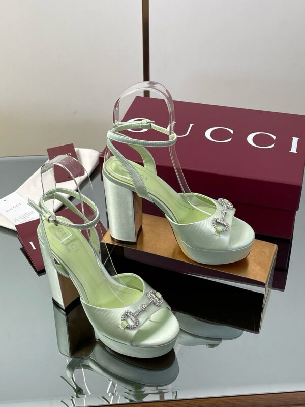 Gucci authentic quality shoes 2025