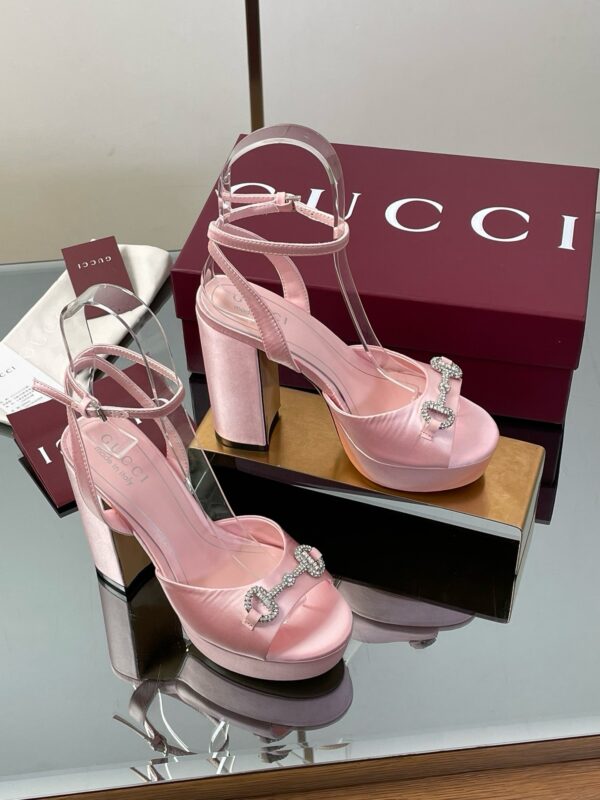 Gucci authentic quality shoes 2025