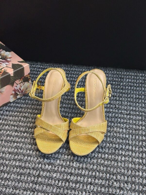 Dolce Gabbana authentic quality shoes 2025