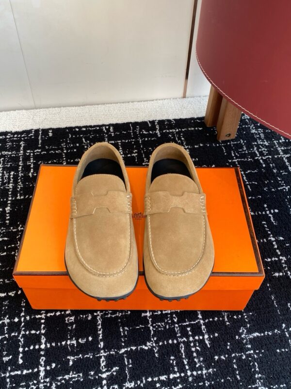 Hermes authentic quality shoes 2025