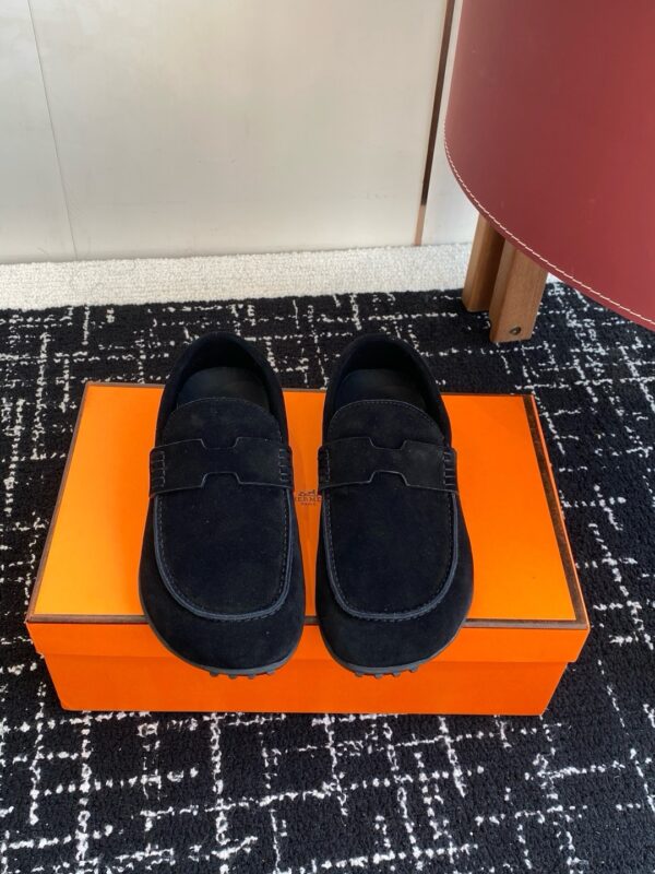 Hermes authentic quality shoes 2025
