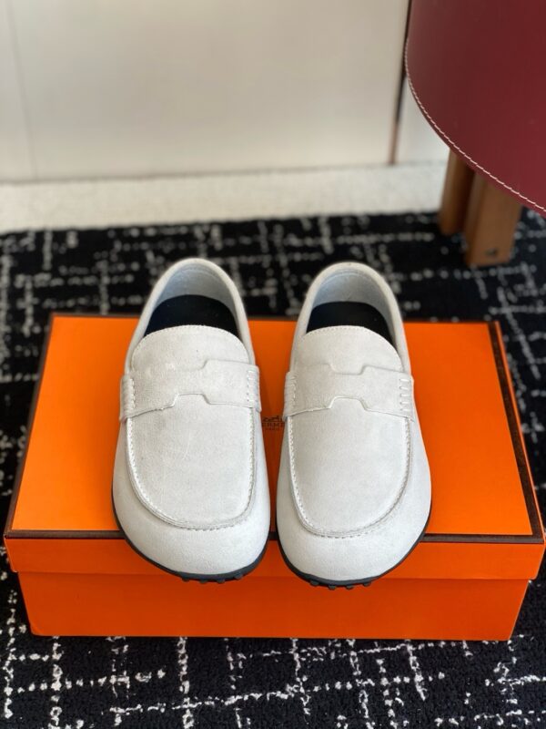 Hermes authentic quality shoes 2025