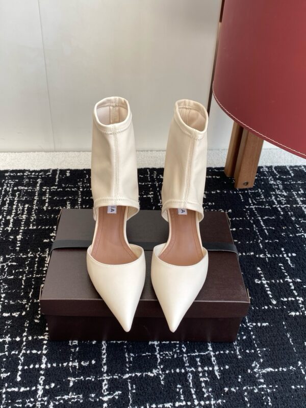 Alaia authentic quality shoes 2025