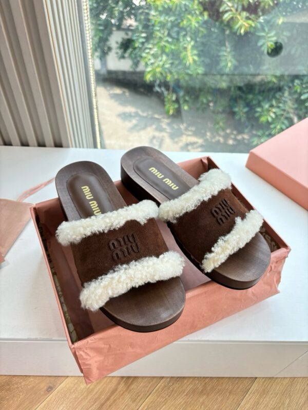 Miu Miu authentic quality shoes 2025