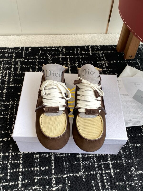 Christian Dior authentic quality sneakers 2025