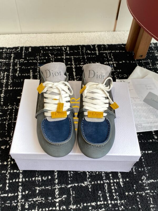 Christian Dior authentic quality sneakers 2025