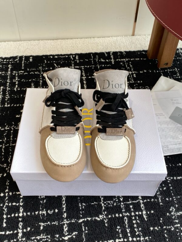 Christian Dior authentic quality sneakers 2025