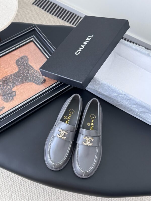 Chanel authentic quality shoes 2025