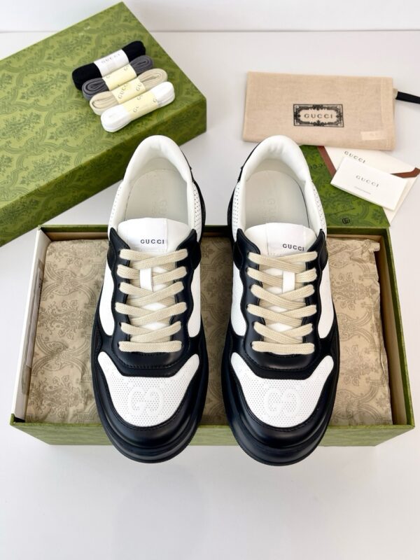 Gucci authentic quality sneakers 2025