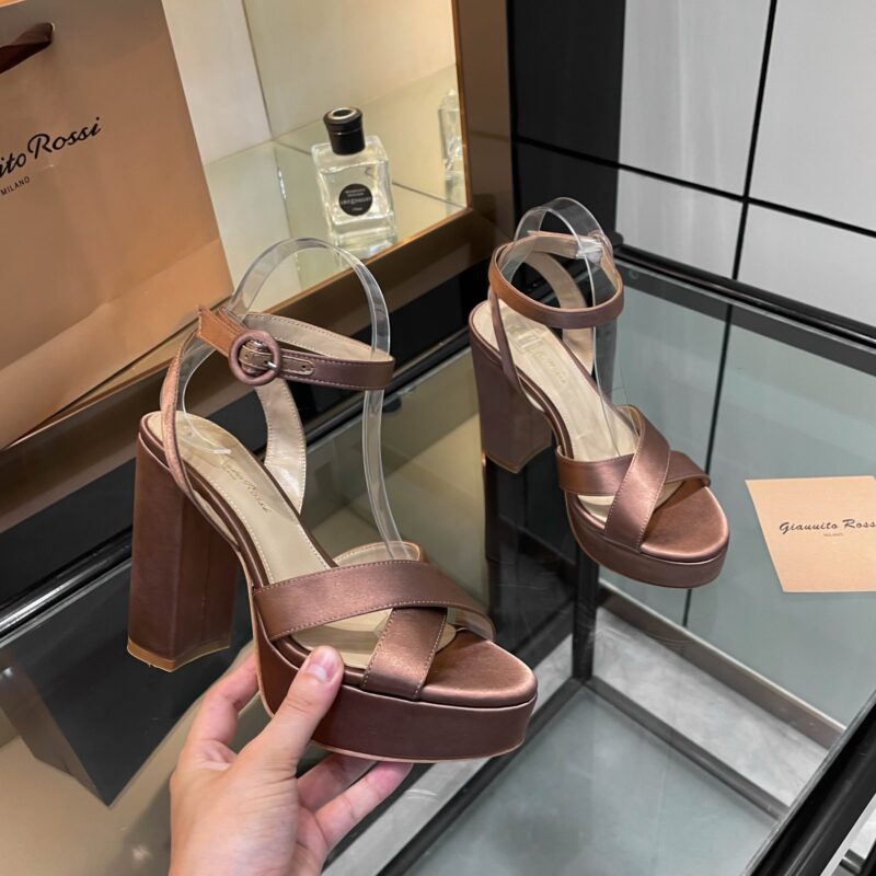 Gianvito rossi authentic quality shoes 2025