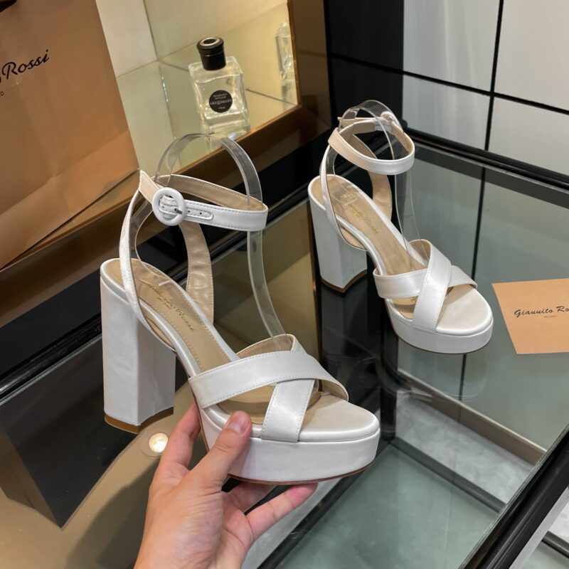 Gianvito rossi authentic quality shoes 2025