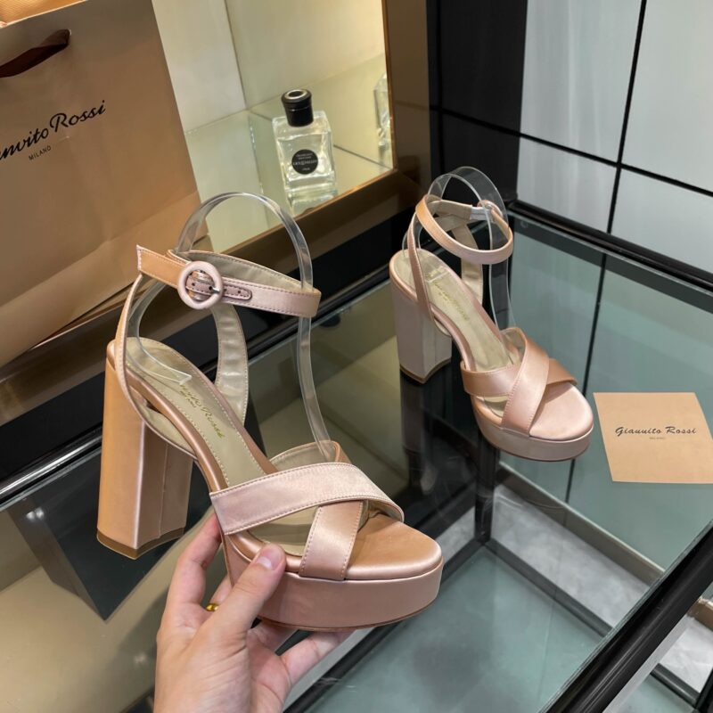 Gianvito rossi authentic quality shoes 2025