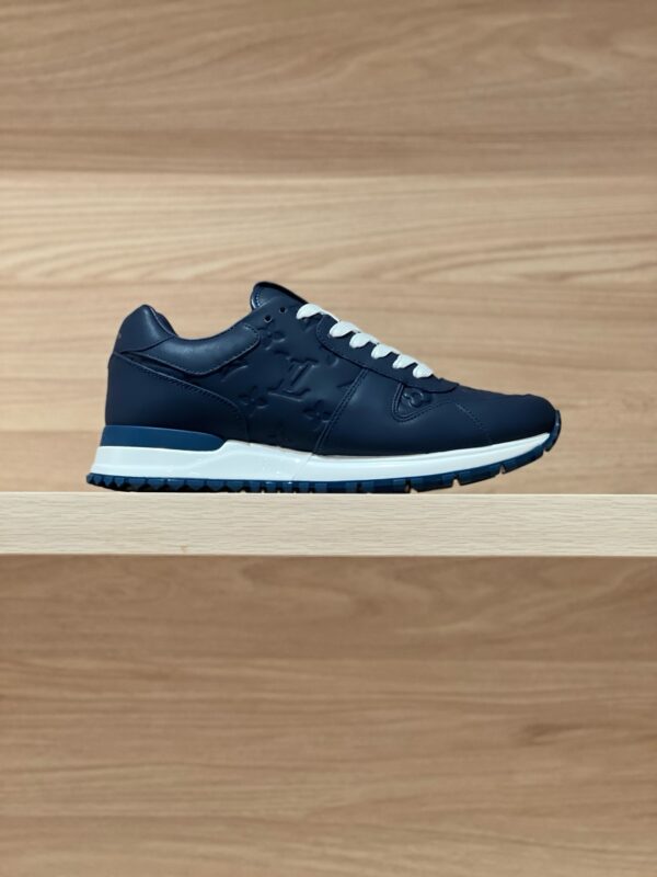 Louis Vuitton authentic quality sneakers 2025