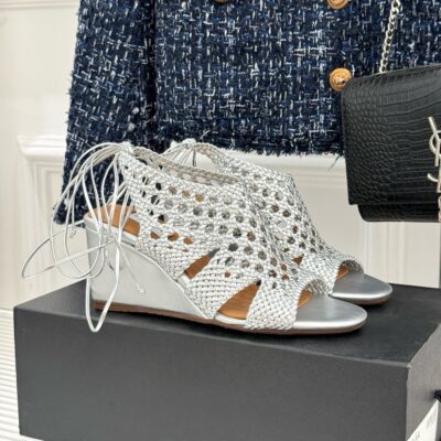 Alaia authentic quality shoes 2025