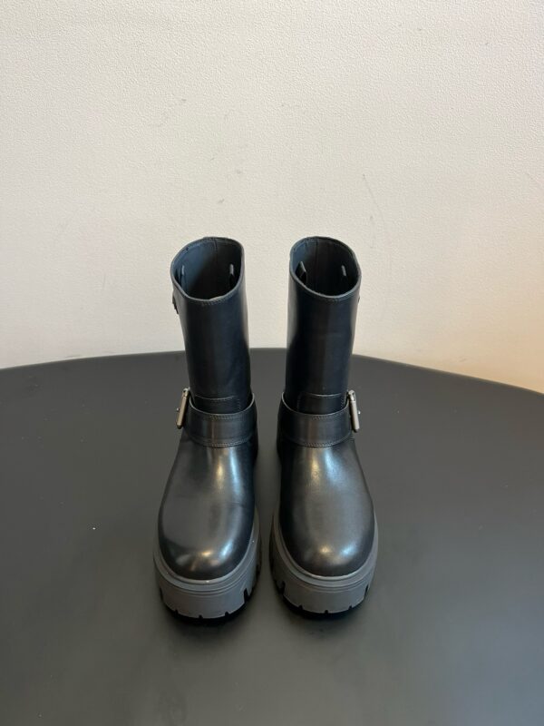 Prada authentic quality boots 2025